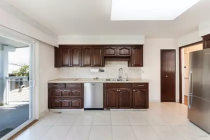 3810 Cardiff Place, Burnaby, BC, Burnaby — Single Family Residence for sale