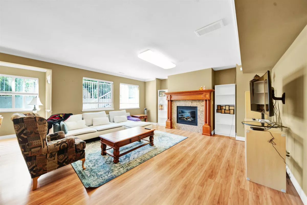 Staircase Photo of 6081 164a Street, Surrey, BC