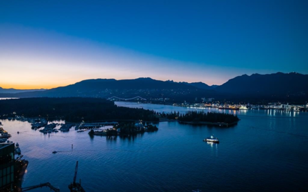 Front exterior of PH4201 1077 W Cordova Street, Vancouver, BC