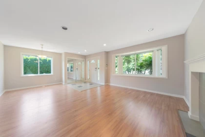 Living Room Photo of 235 W 19th Street, North Vancouver, BC