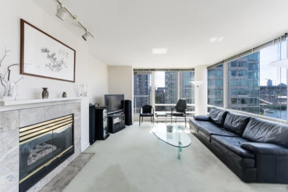 1006 1500 Hornby Street, Vancouver, BC, Vancouver — Apartment/Condo for sale