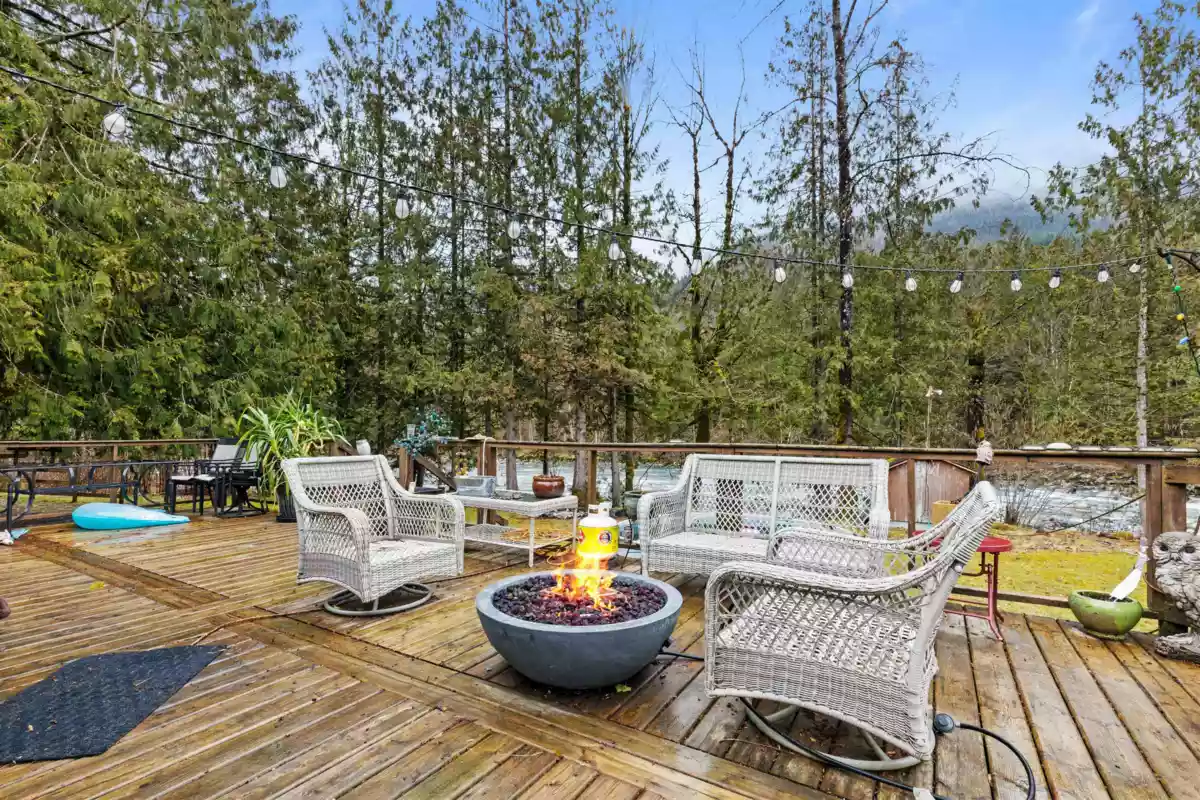 Backyard Photo of 3975 Bourne Road, Sardis - Chwk River Valley, BC