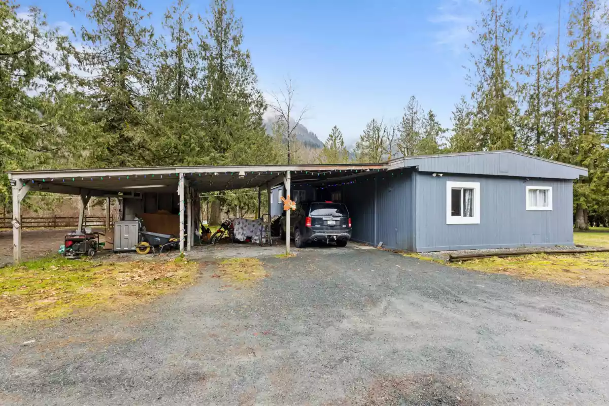 Front Yard Photo of 3975 Bourne Road, Sardis - Chwk River Valley, BC