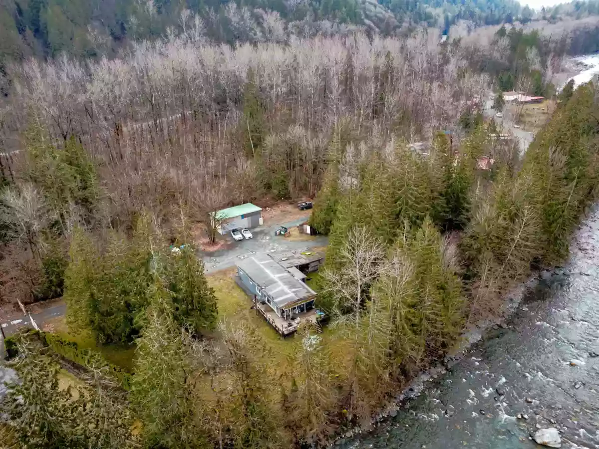Kitchen Photo of 3975 Bourne Road, Sardis - Chwk River Valley, BC