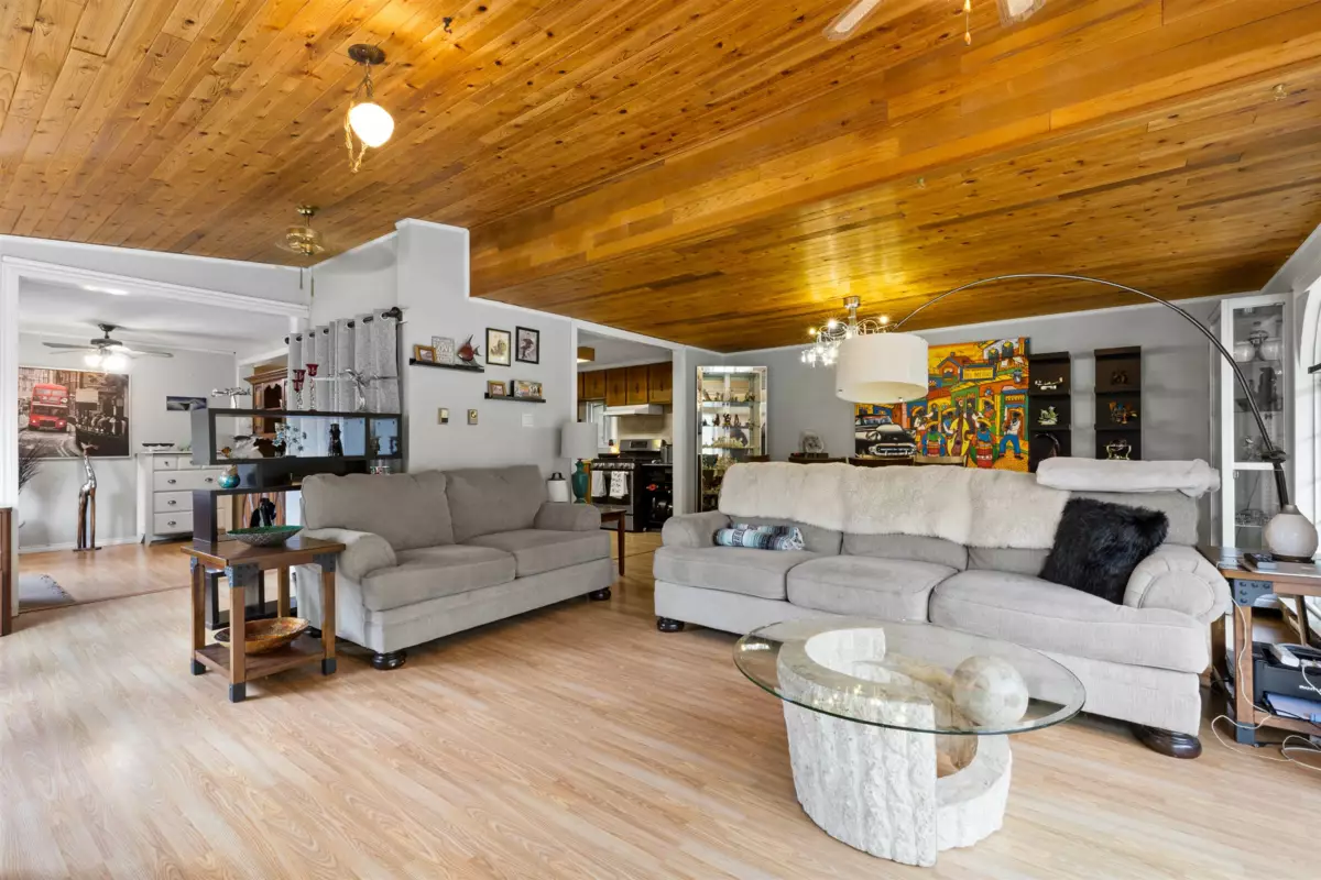 Outdoor Deck Photo of 3975 Bourne Road, Sardis - Chwk River Valley, BC