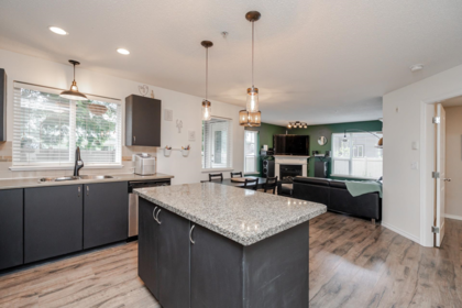 109 2581 Langdon Street, Abbotsford, BC, Abbotsford — Apartment/Condo for sale