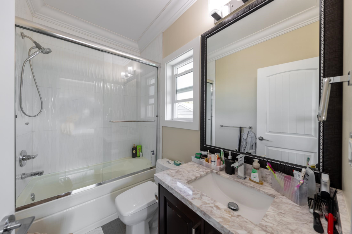 Guest Bathroom Photo of 6160 Granville Avenue, Richmond, BC