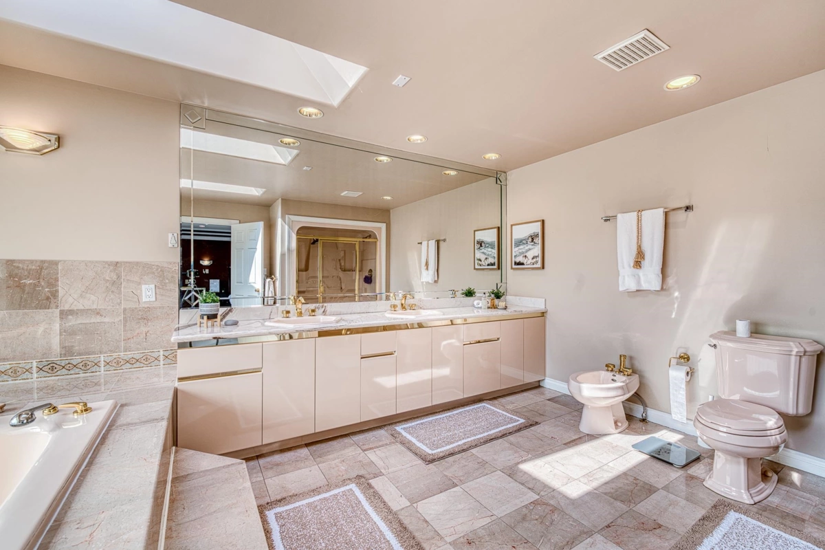 Bedroom 3 Photo of 3660 Granville Avenue, Richmond, BC