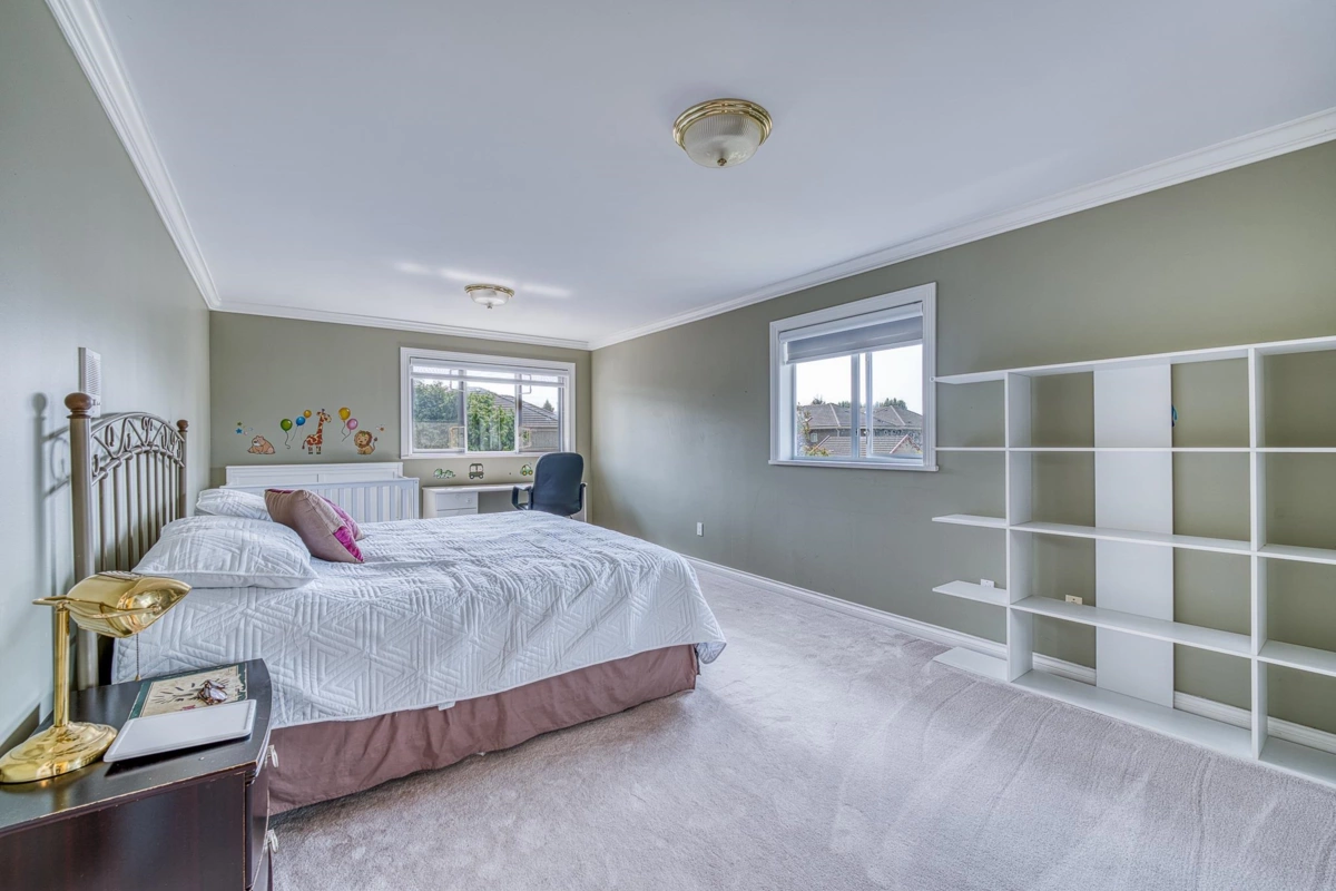 Powder Room Photo of 3660 Granville Avenue, Richmond, BC