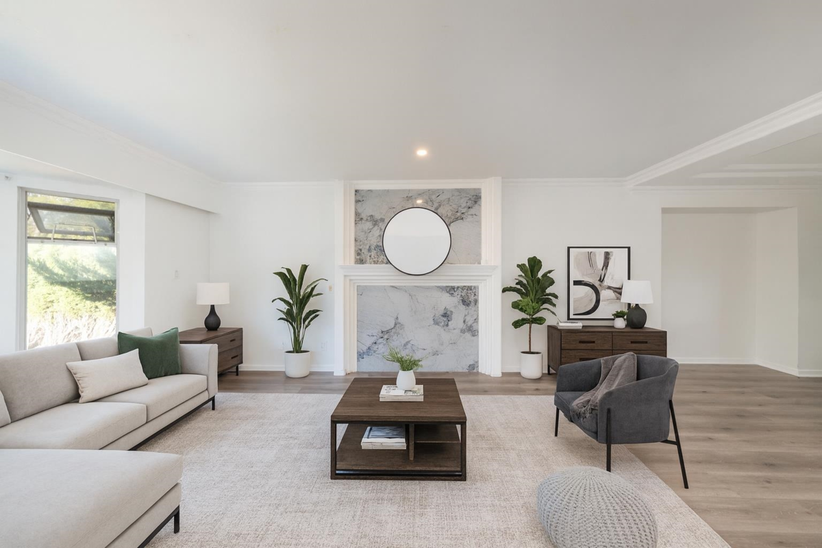 Family Room Photo of 15032 Swallow Drive, Surrey, BC