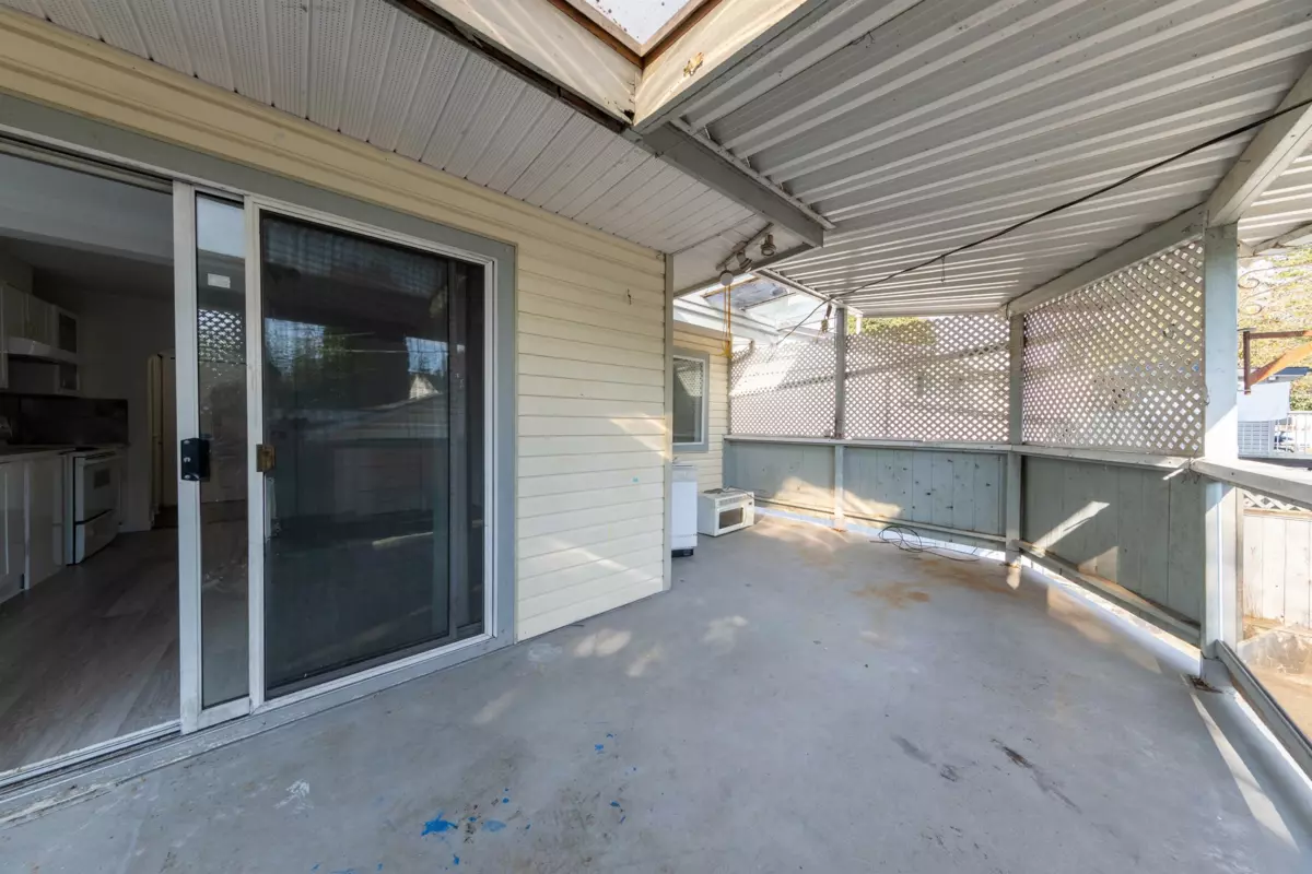 Hallway Photo of 15032 Swallow Drive, Surrey, BC