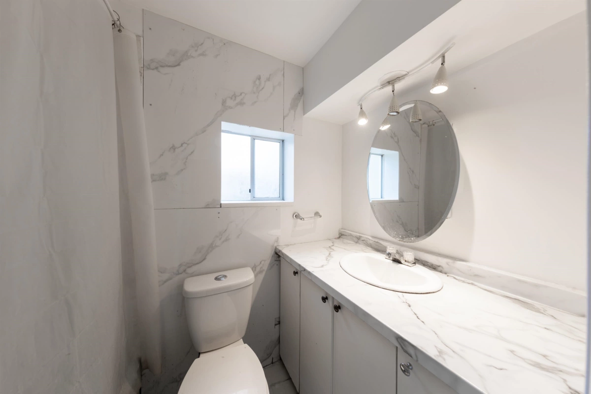 Hot Tub / Spa Photo of 15032 Swallow Drive, Surrey, BC