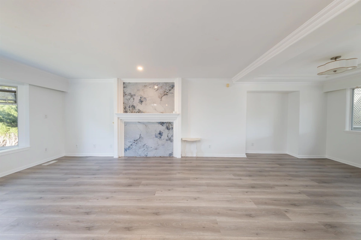 Living Room Photo of 15032 Swallow Drive, Surrey, BC