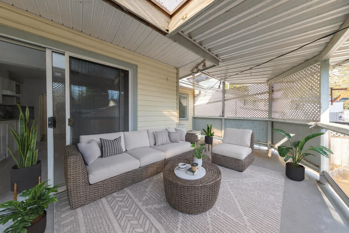 Staircase Photo of 15032 Swallow Drive, Surrey, BC