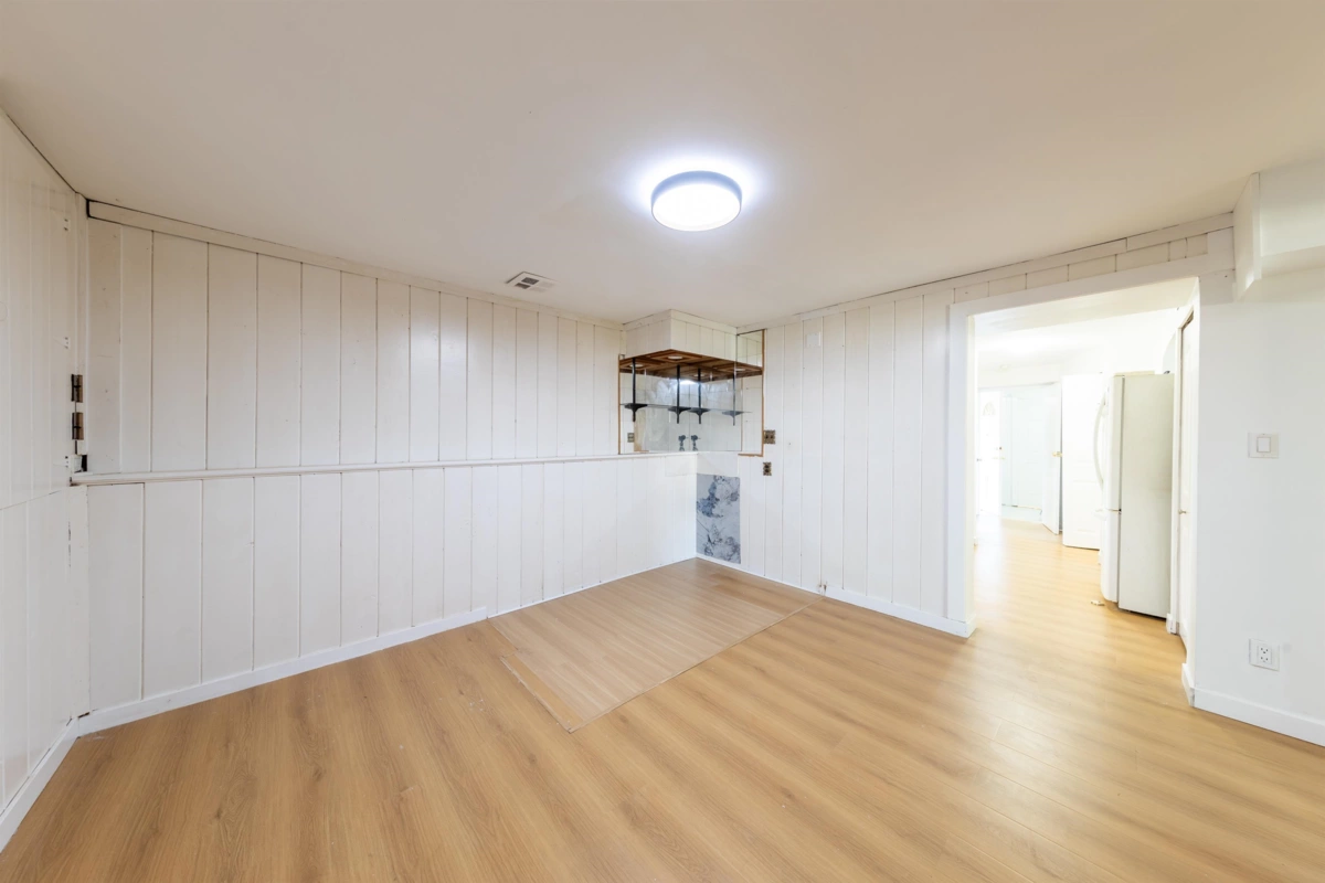 Swimming Pool Photo of 15032 Swallow Drive, Surrey, BC