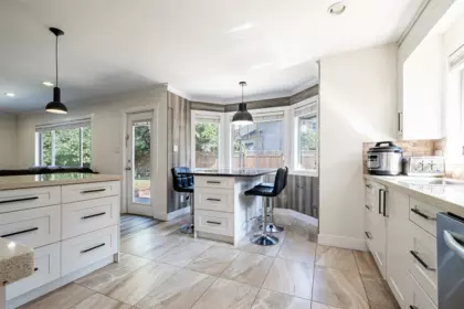 Breakfast Nook Photo of 13698 58 Avenue, Surrey, BC