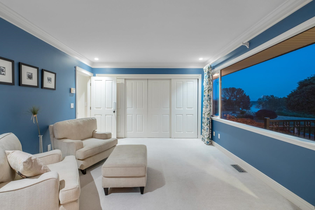 Laundry Room Photo of 21850 River Road, Maple Ridge, BC