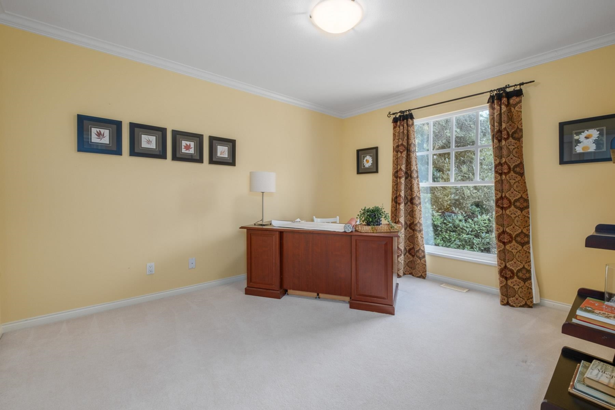 Staircase Photo of 21850 River Road, Maple Ridge, BC