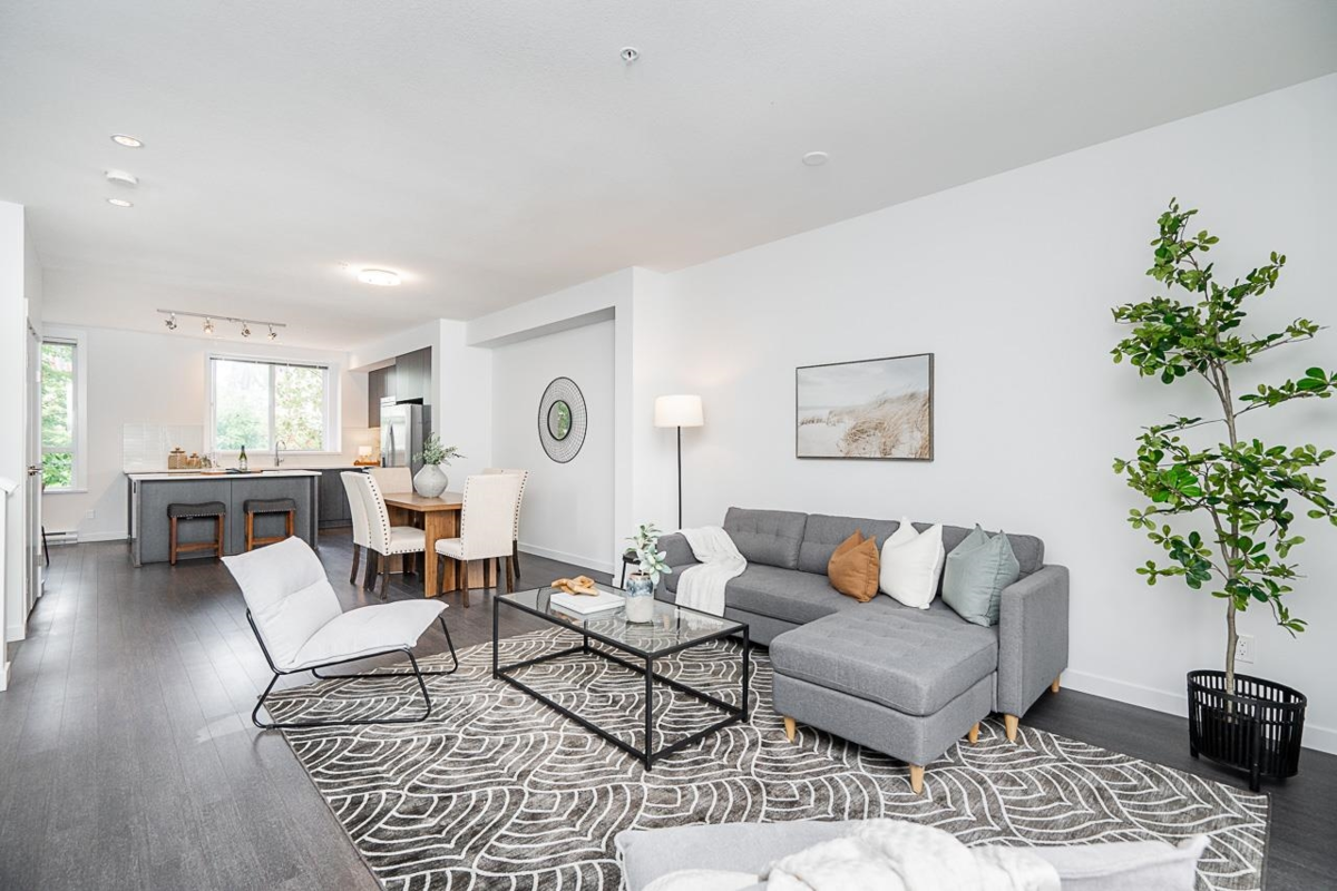 Dining Area Photo of 26 2310 Ranger Lane, Port Coquitlam, BC