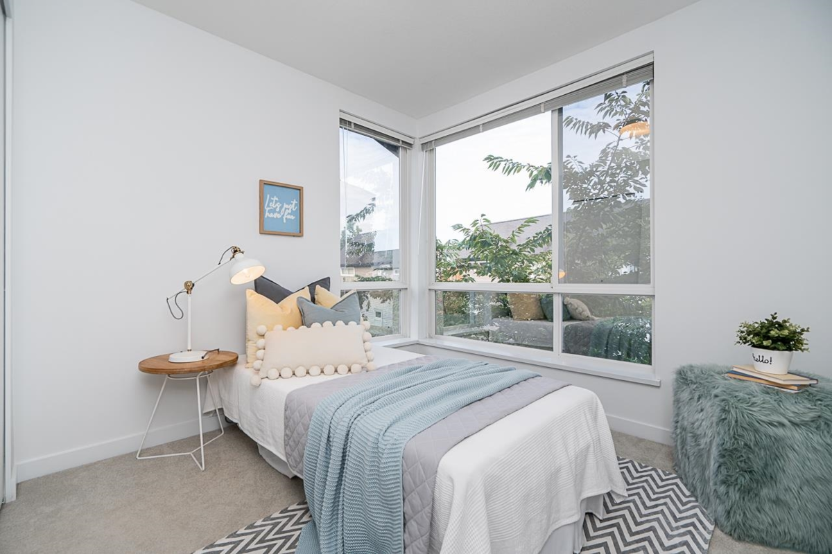 Entry Foyer Photo of 26 2310 Ranger Lane, Port Coquitlam, BC