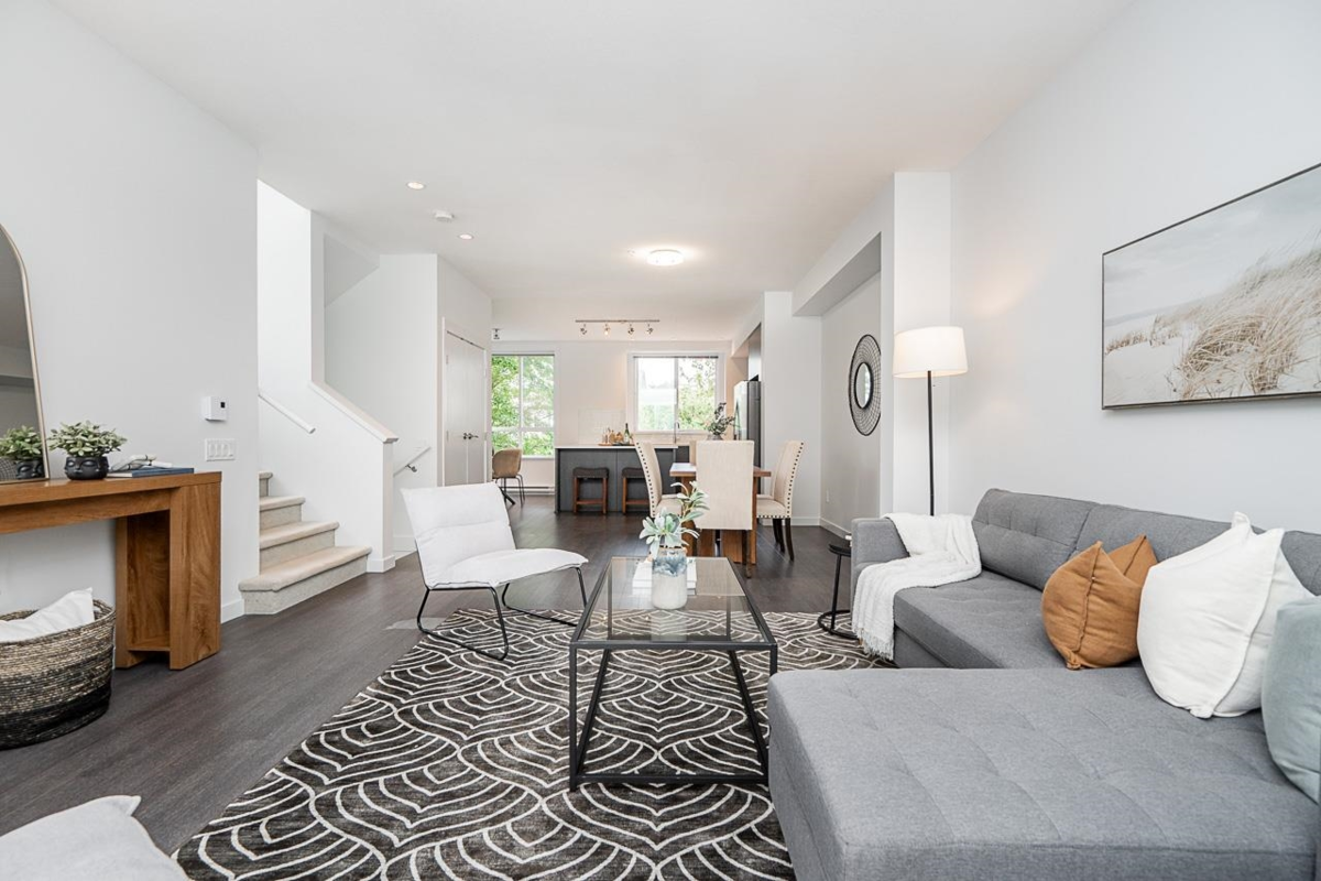Kitchen Photo of 26 2310 Ranger Lane, Port Coquitlam, BC