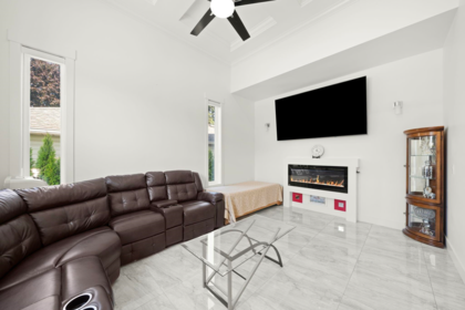 Family Room Photo of 1 7532 Melville Street, Chilliwack, BC