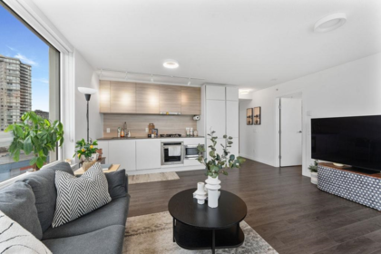 1502 988 Quayside Drive, New Westminster, BC, New Westminster — Apartment/Condo for sale