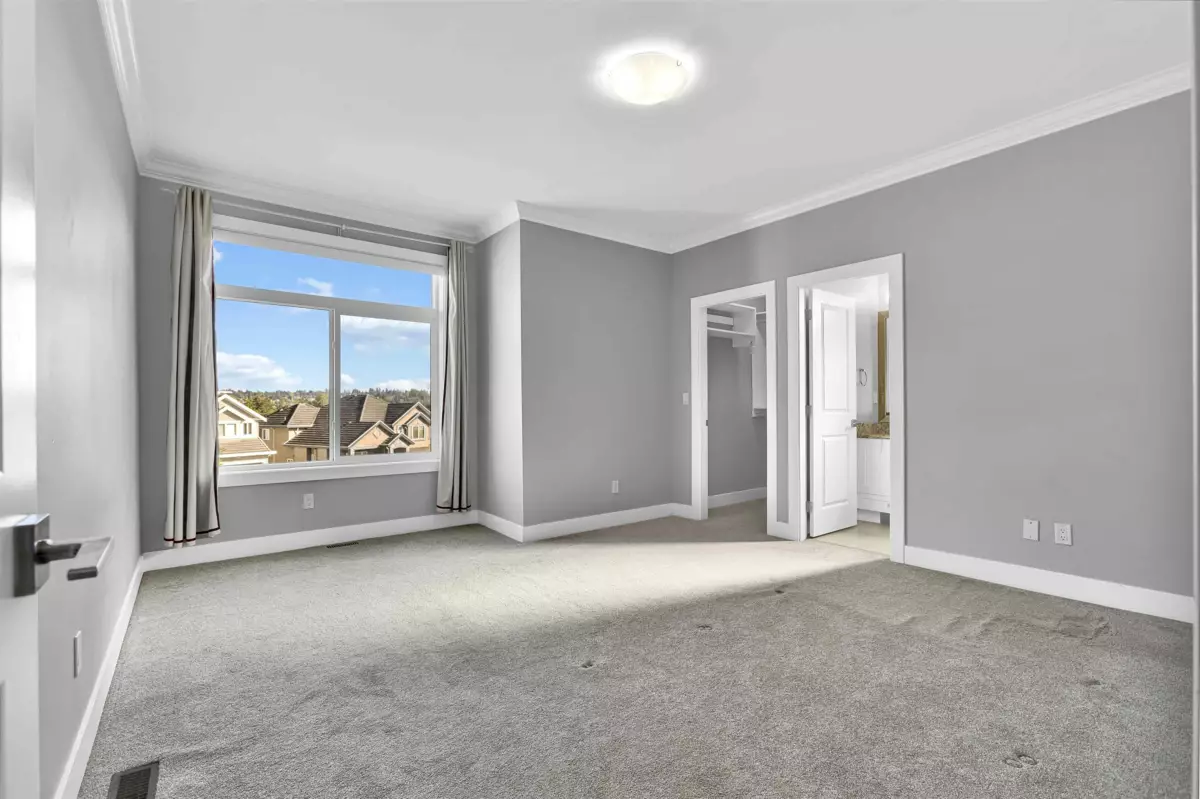 Staircase Photo of 14856 75a Avenue, Surrey, BC