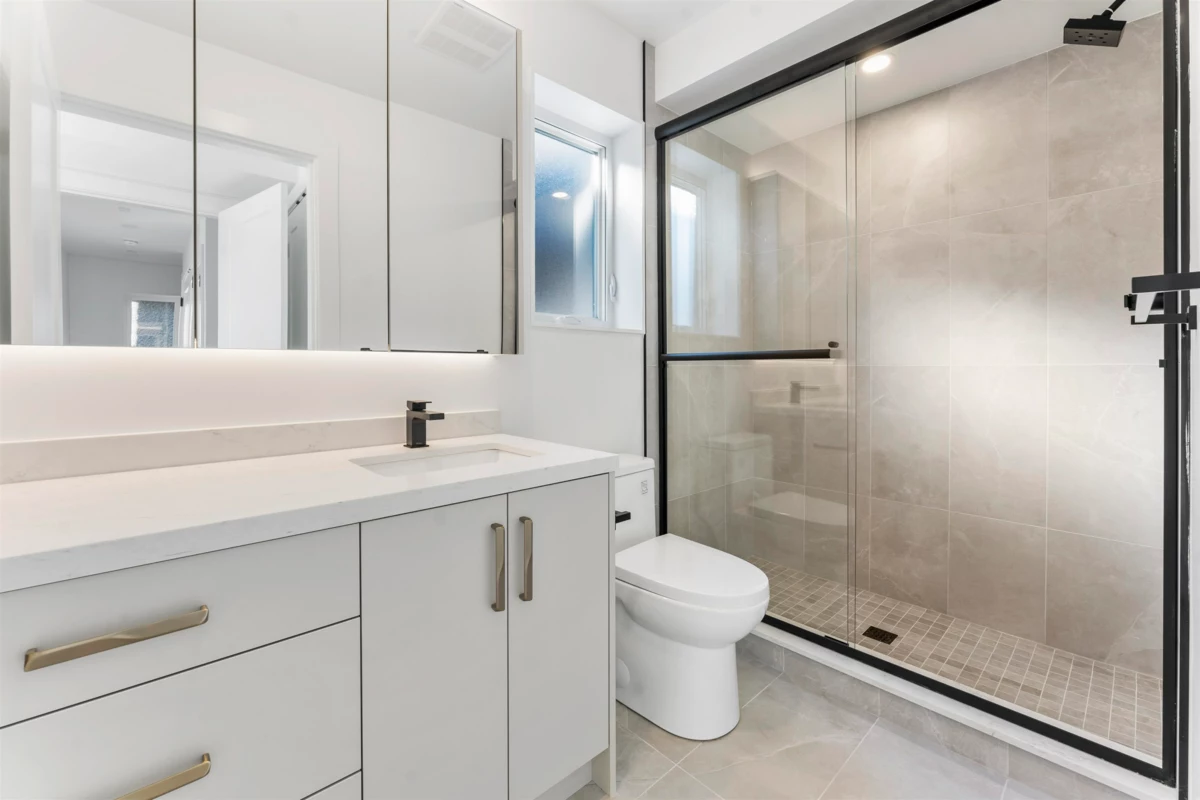 Bedroom 2 Photo of 2 2138 W 48th Avenue, Vancouver, BC