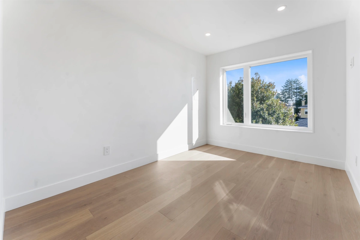 Bedroom 3 Photo of 2 2138 W 48th Avenue, Vancouver, BC