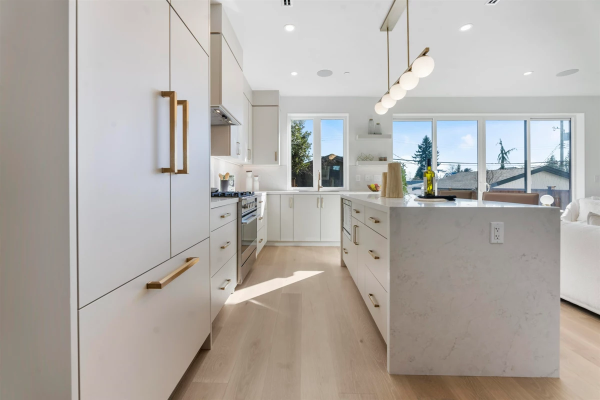 Family Room Photo of 2 2138 W 48th Avenue, Vancouver, BC