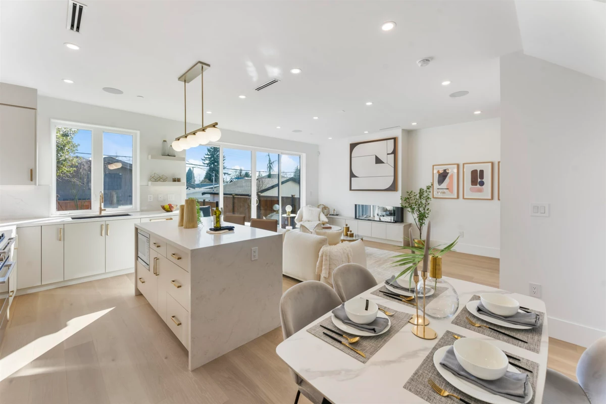 Pantry Photo of 2 2138 W 48th Avenue, Vancouver, BC