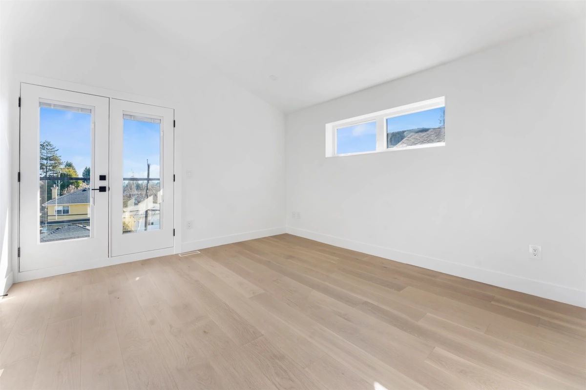 Powder Room Photo of 2 2138 W 48th Avenue, Vancouver, BC