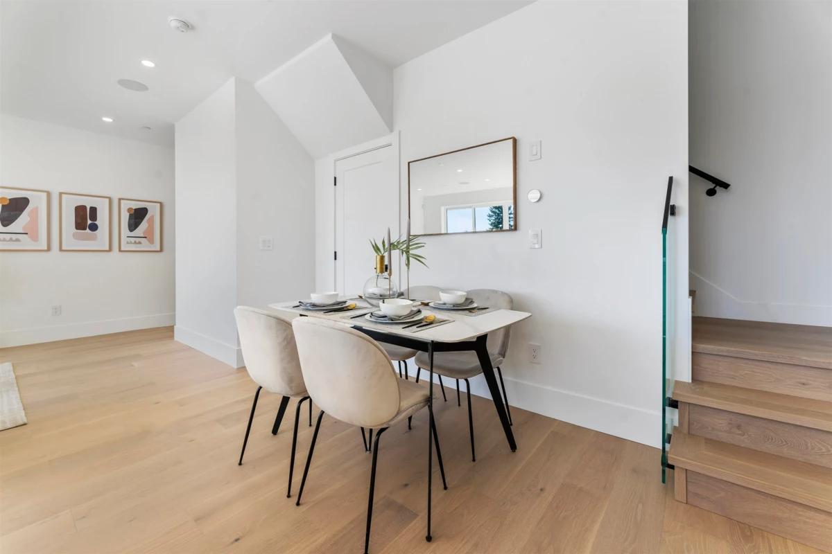 Primary Bedroom Photo of 2 2138 W 48th Avenue, Vancouver, BC