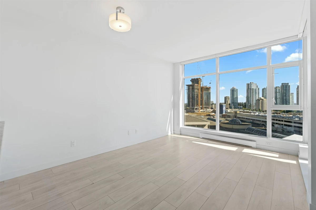 Walk-In Closet Photo of 1501 6098 Station Street, Burnaby, BC