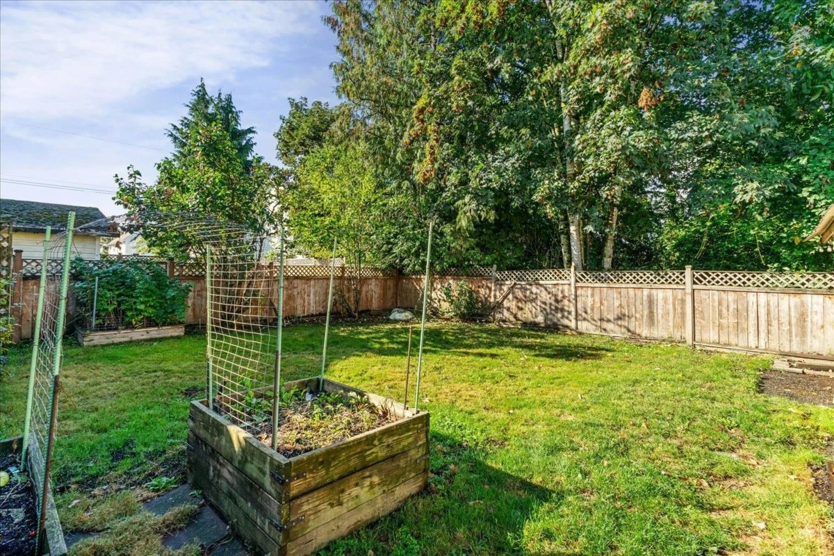Outdoor Kitchen Photo of 7123 Rochester Avenue, Chilliwack, BC