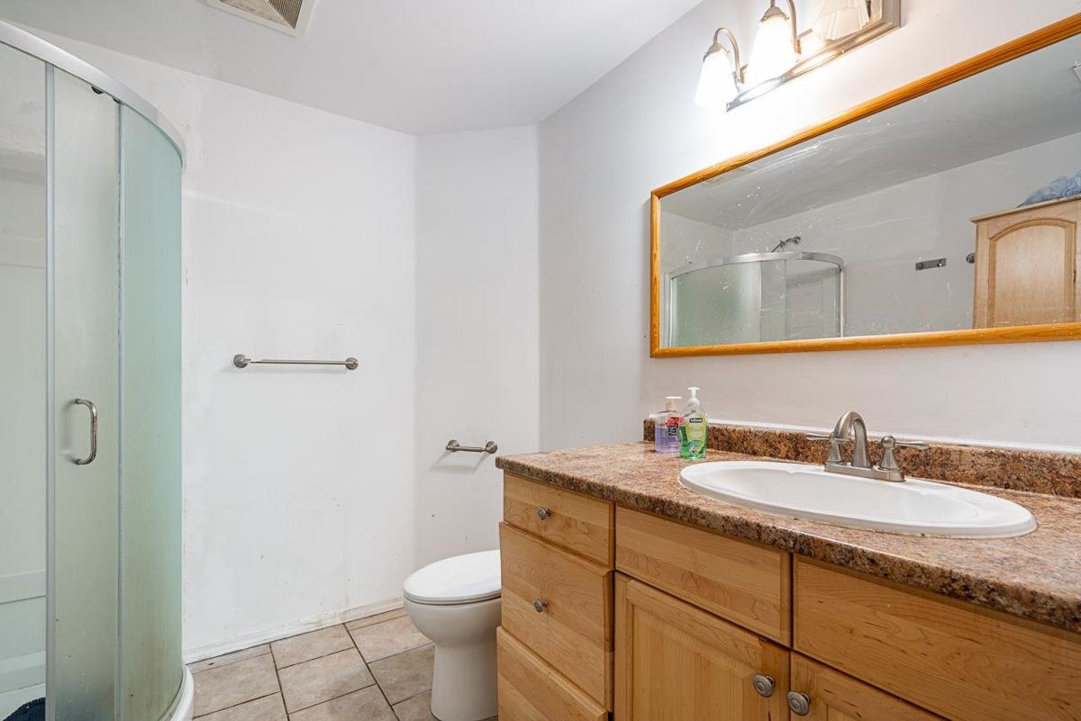 Backyard Photo of 14616 75a Avenue, Surrey, BC