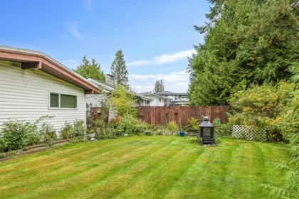 Loft / Bonus Room Photo of 14086 77a Avenue, Surrey, BC
