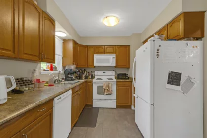 Kitchen Photo of 12209 221 Street, Maple Ridge, BC