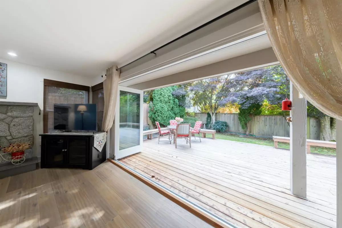 Bedroom 2 Photo of 12576 18 Avenue, Surrey, BC