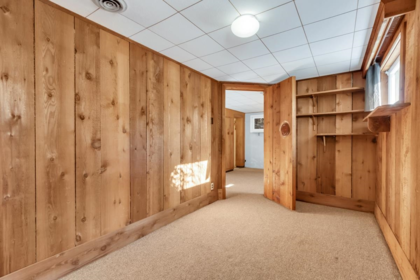 Hallway Photo of 4386 Erwin Drive, West Vancouver, BC