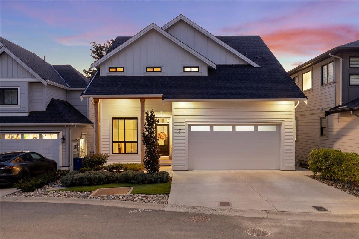 Exterior Front Photo of 17 4217 Old Clayburn Road, Abbotsford, BC