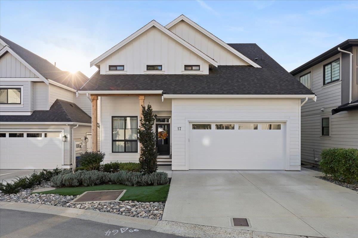 Exterior Rear Photo of 17 4217 Old Clayburn Road, Abbotsford, BC