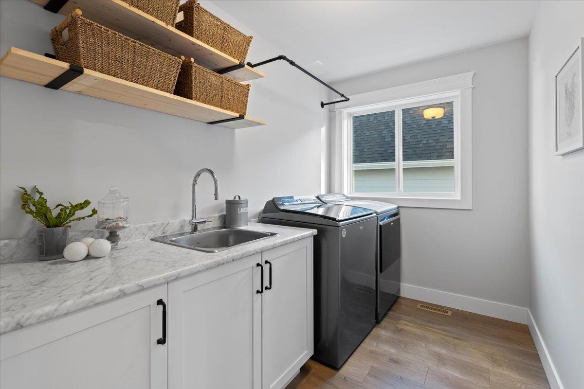 Front Yard Photo of 17 4217 Old Clayburn Road, Abbotsford, BC