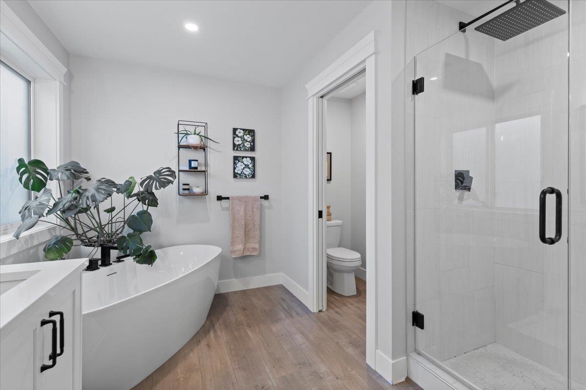 Staircase Photo of 17 4217 Old Clayburn Road, Abbotsford, BC