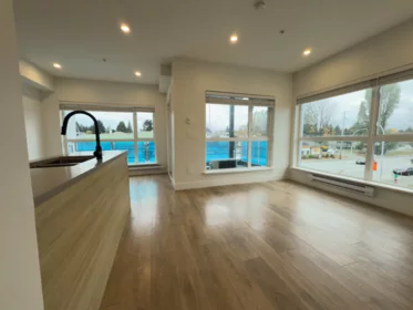 Kitchen Photo of 213 8496 120 Street, Surrey, BC