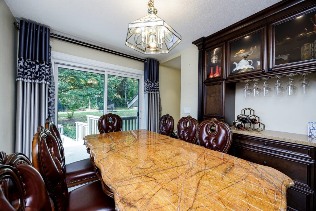 Breakfast Nook Photo of 1427 Appin Road, North Vancouver, BC