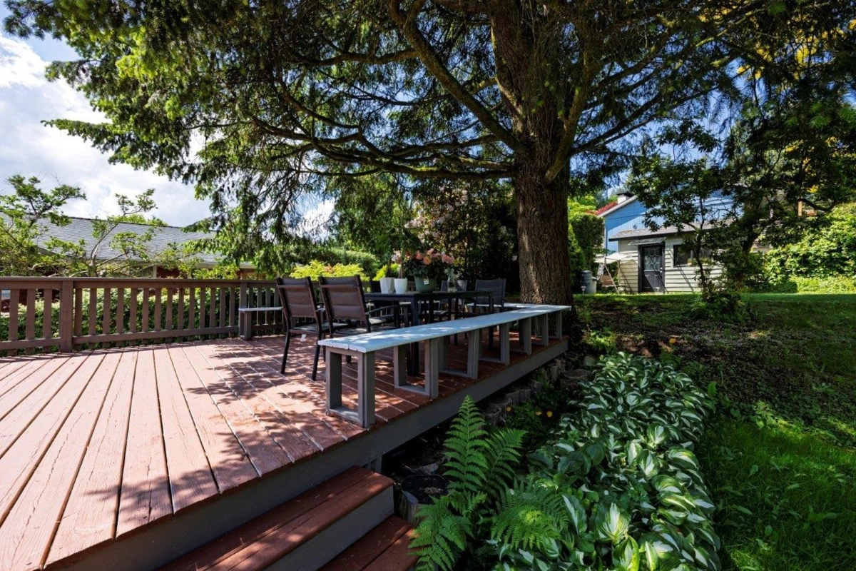 Loft / Bonus Room Photo of 1427 Appin Road, North Vancouver, BC
