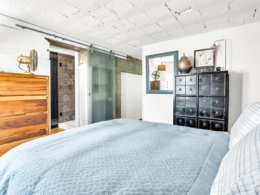 Loft / Bonus Room Photo of 83 Alexander Street, Vancouver, BC