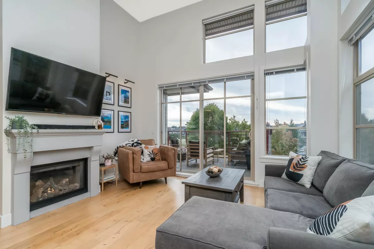 Bedroom 2 Photo of 306 16483 64 Avenue, Surrey, BC